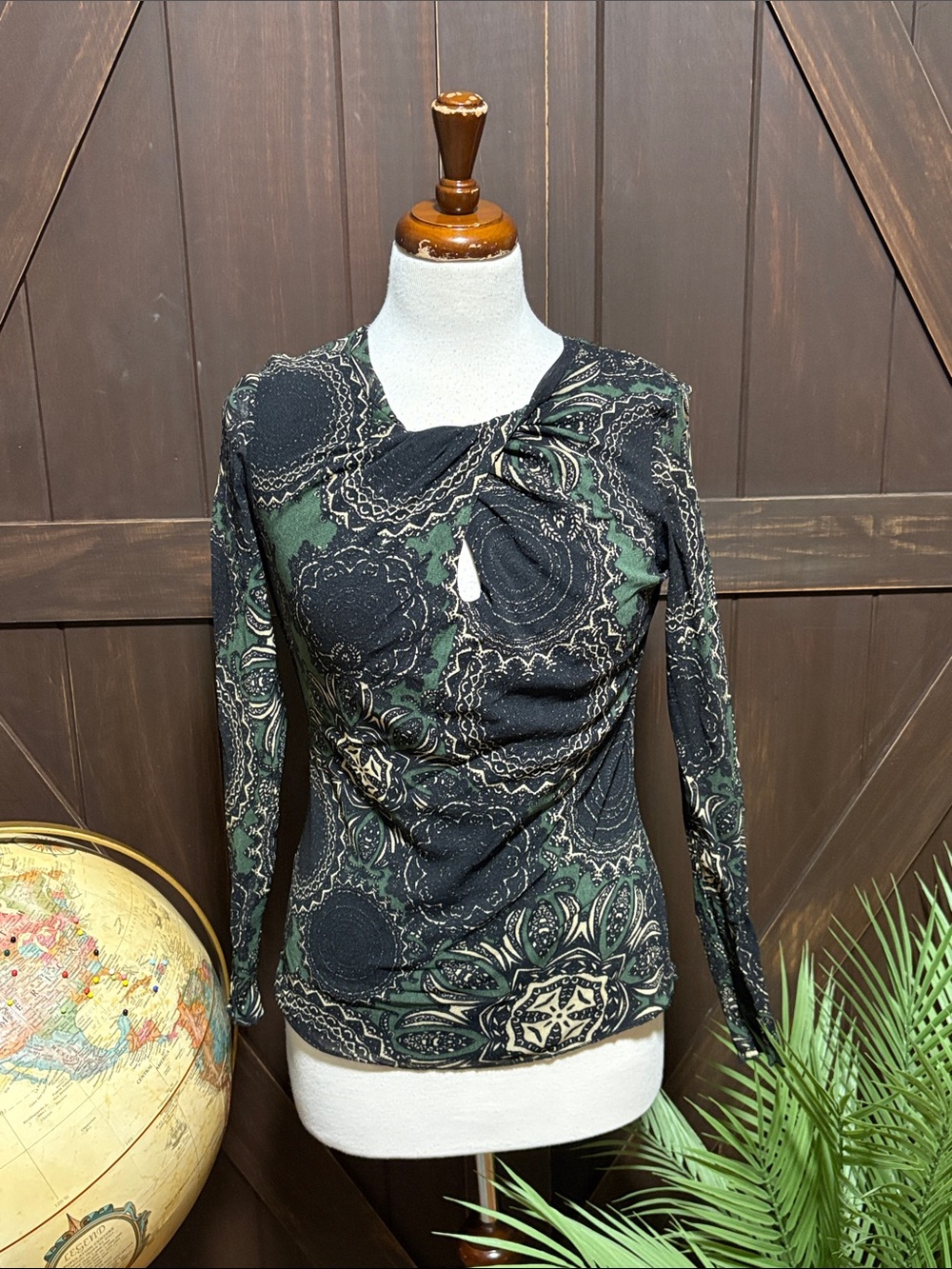 Twist-Front Long-Sleeve Printed Blouse in Green and Black